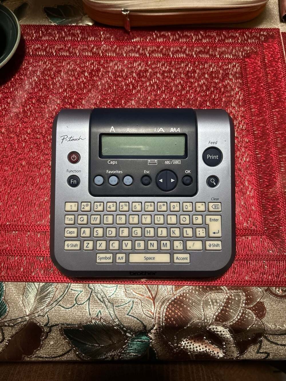 Brother P-touch PT-1280 Electronic Home and Office Labeling System